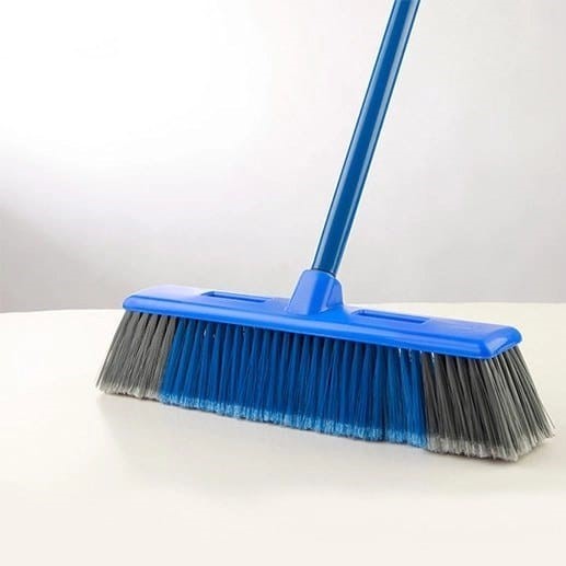 جارو دسته دار سر کج مهسان